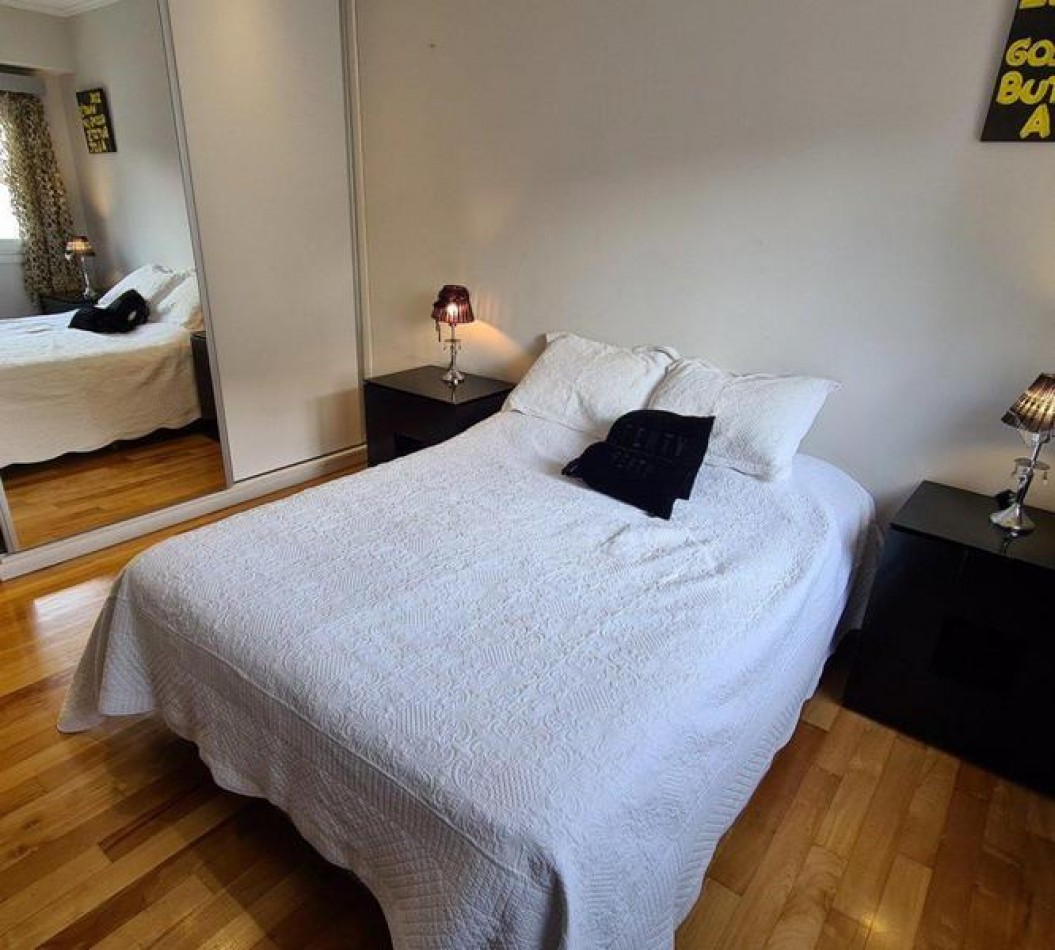 Venta- Piso cuatro ambientes en edificio Magna. 