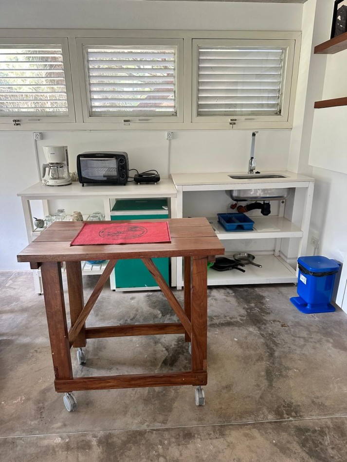 VENTA - Casa de diseño en Las Gaviotas, con departamento sobre el mismo lote.
