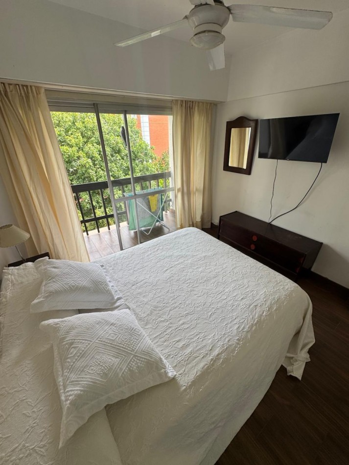 Alquiler Temporal - Depto. 2 ambientes en Playa Grande con cochera