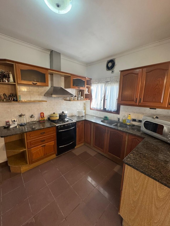 ALQUILER 24 MESES- CASA 7 AMBIENTES AMOBLADA.