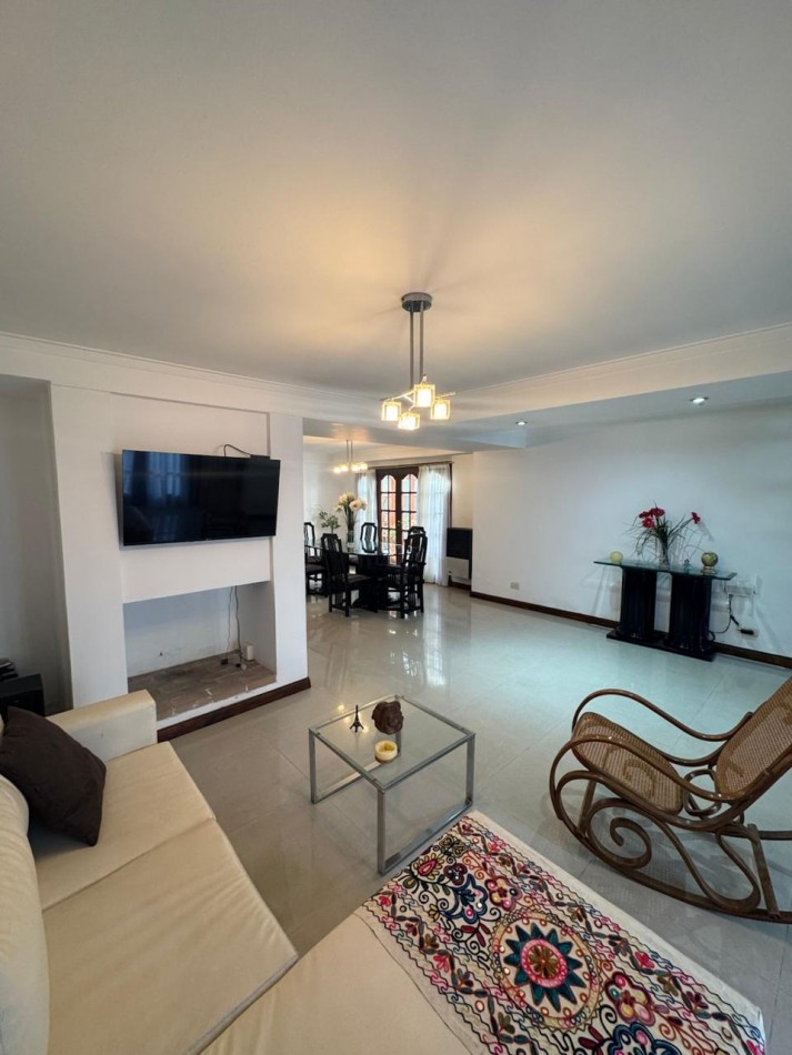 ALQUILER 24 MESES- CASA 7 AMBIENTES AMOBLADA.