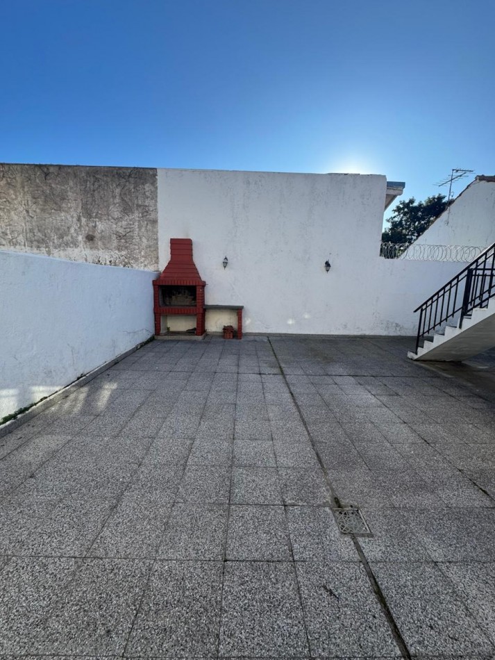 ALQUILER 24 MESES- CASA 7 AMBIENTES AMOBLADA.