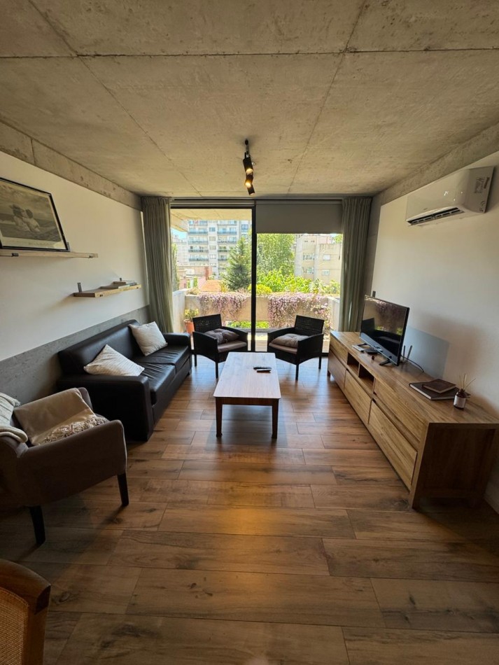 ALQUILER 12 MESES - Depto. 3 ambientes en Zona Guemes con cochera