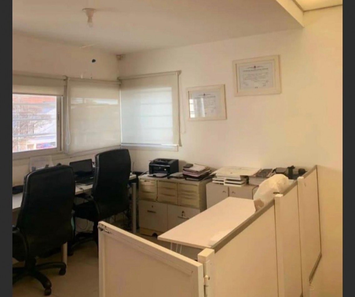 VENTA - Casa de 5 ambientes en Zona Chauvin