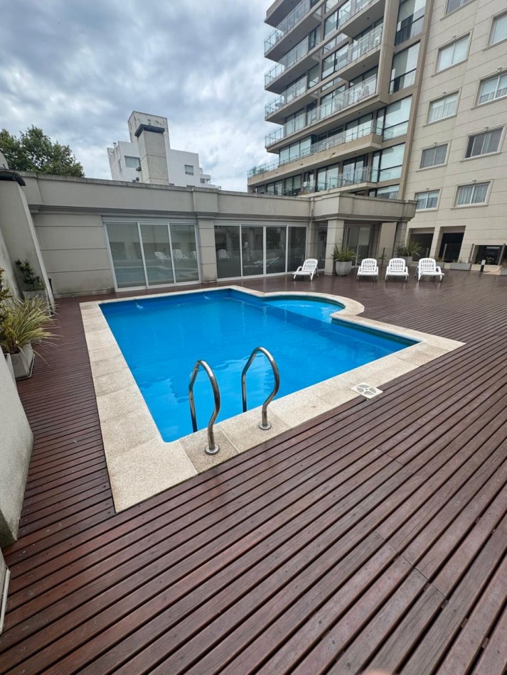 VENTA - Departamento de 3 ambientes con cochera en zona Guemes