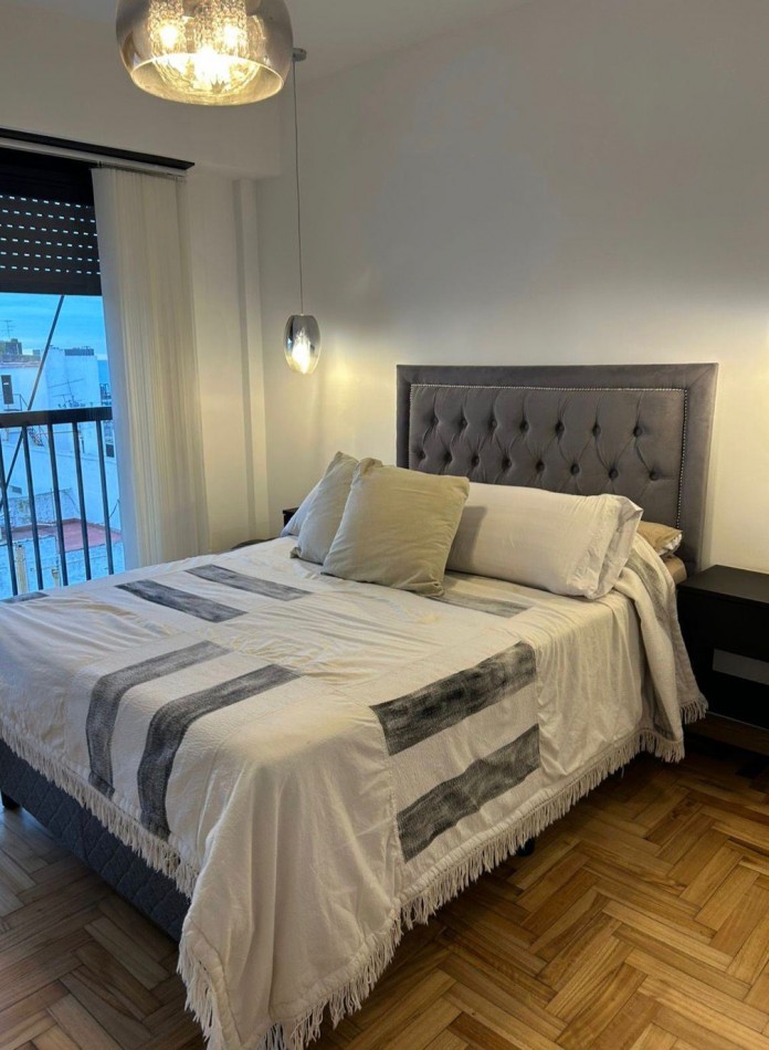 Venta - Depto. 2 ambientes con cochera en zona Centro