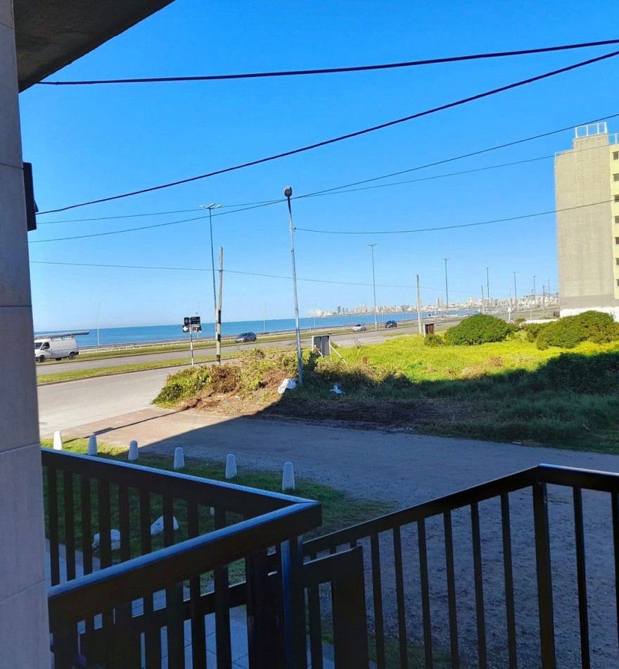VENTA - Departamento 3 ambientes en Parque Camet a metros del mar.