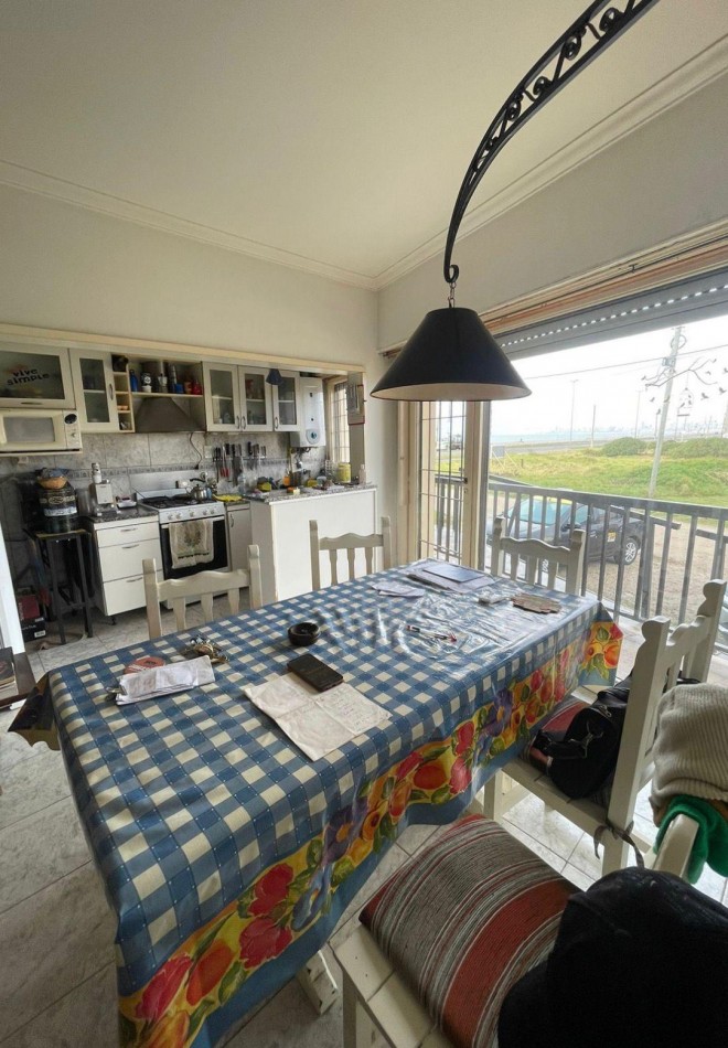 VENTA - Departamento 3 ambientes en Parque Camet a metros del mar.