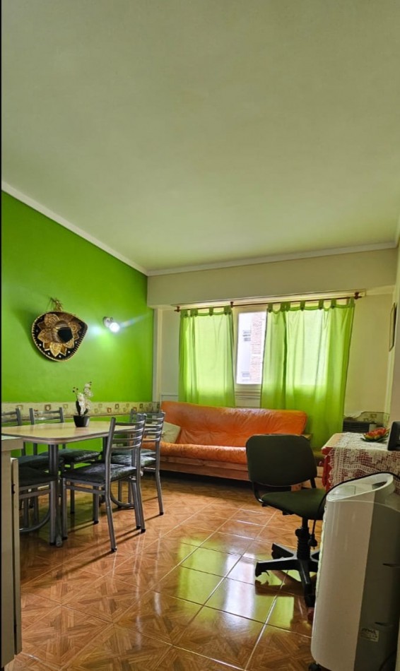 Venta- Departamento 2 ambientes con cochera