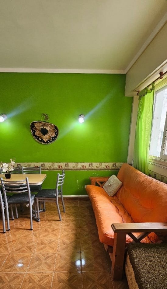 Venta- Departamento 2 ambientes con cochera