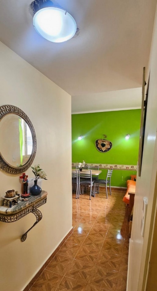 Venta- Departamento 2 ambientes con cochera