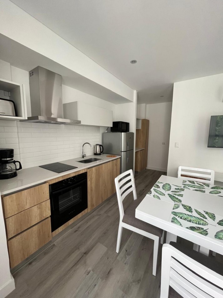 En alquiler temporal - Depto de un ambiente en zona Aldrey