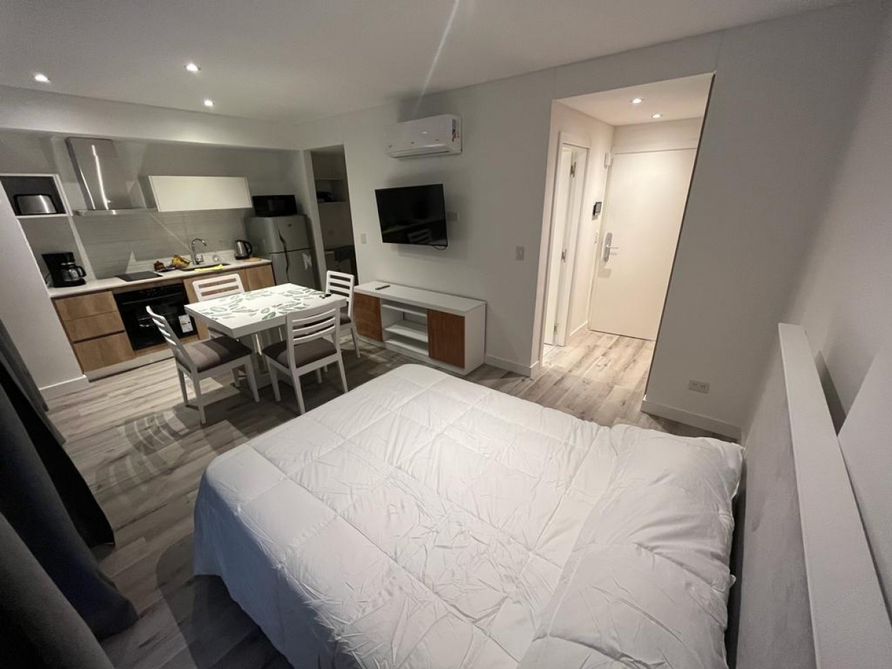 En alquiler temporal - Depto de un ambiente en zona Aldrey