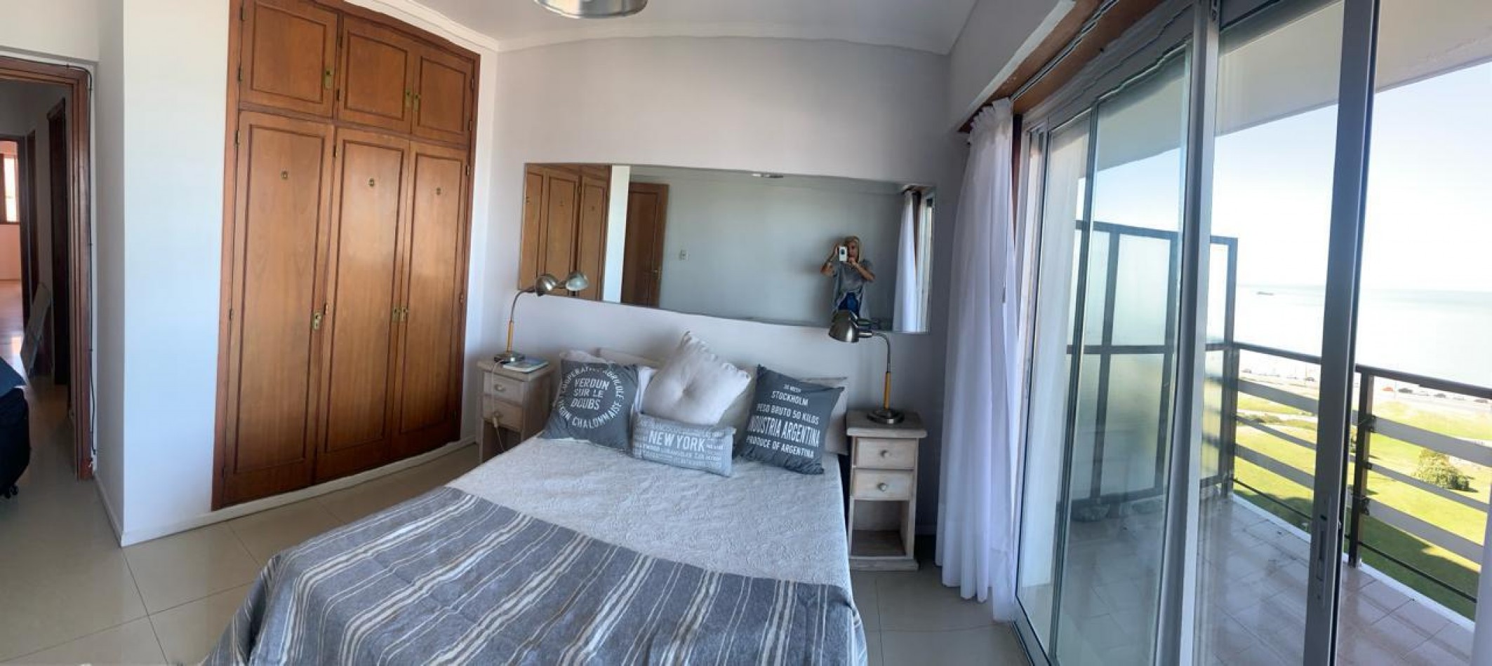 Alquiler 12 meses - Depto. 3 amb. con dependencia, cochera y vista al mar