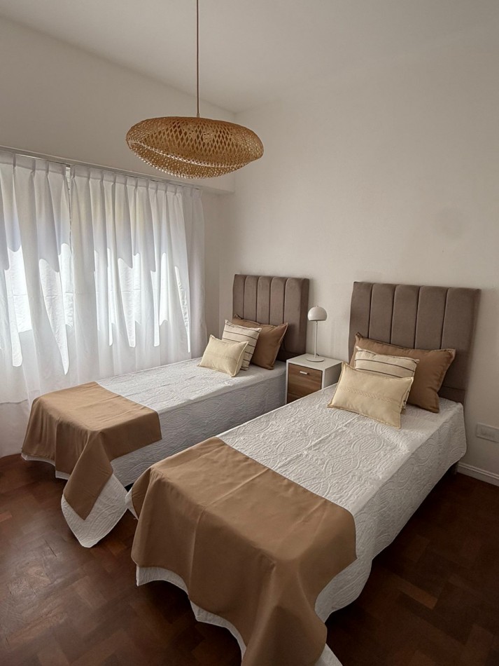 Venta - Departamento amoblado de tres ambientes con escritorio.