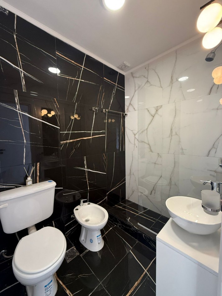 Venta - Departamento amoblado de tres ambientes con escritorio.