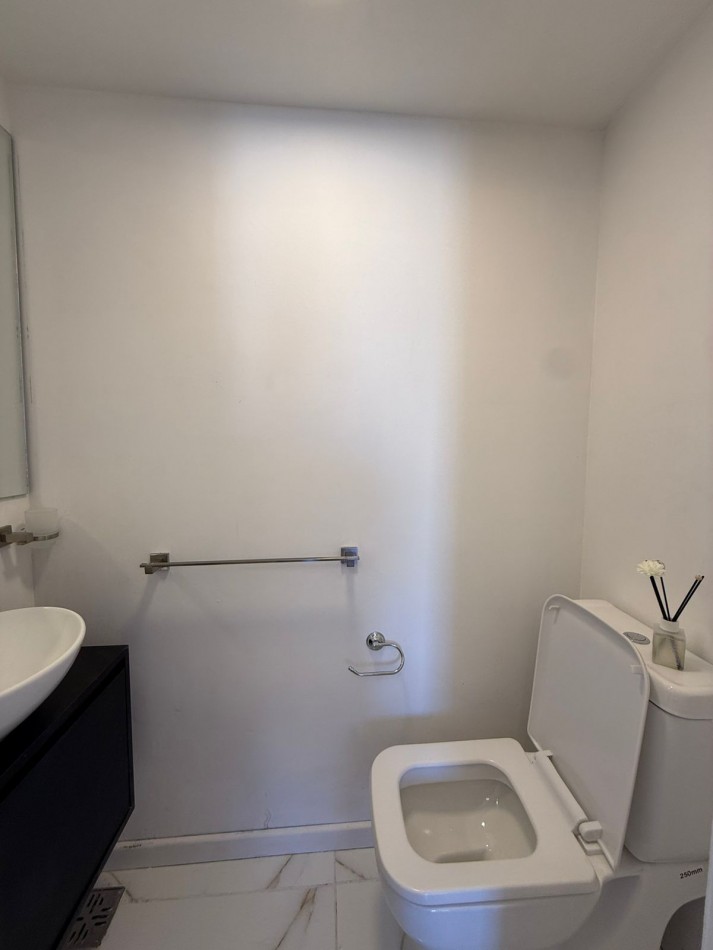 Venta - Departamento amoblado cerca de la playa.