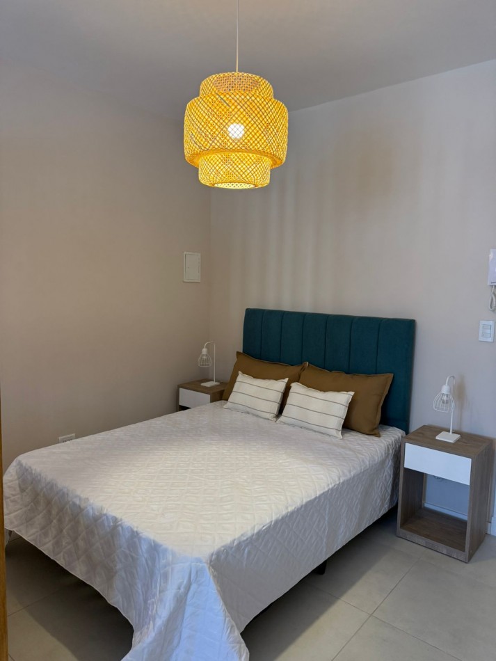 Venta - Monoambiente amueblado cerca de la playa.
