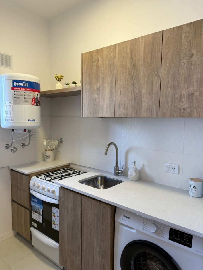 Venta - Monoambiente amueblado cerca de la playa.