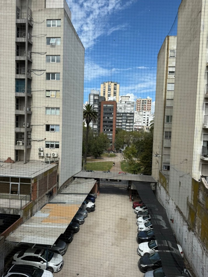 Venta - Monoambiente amueblado cerca de la playa.