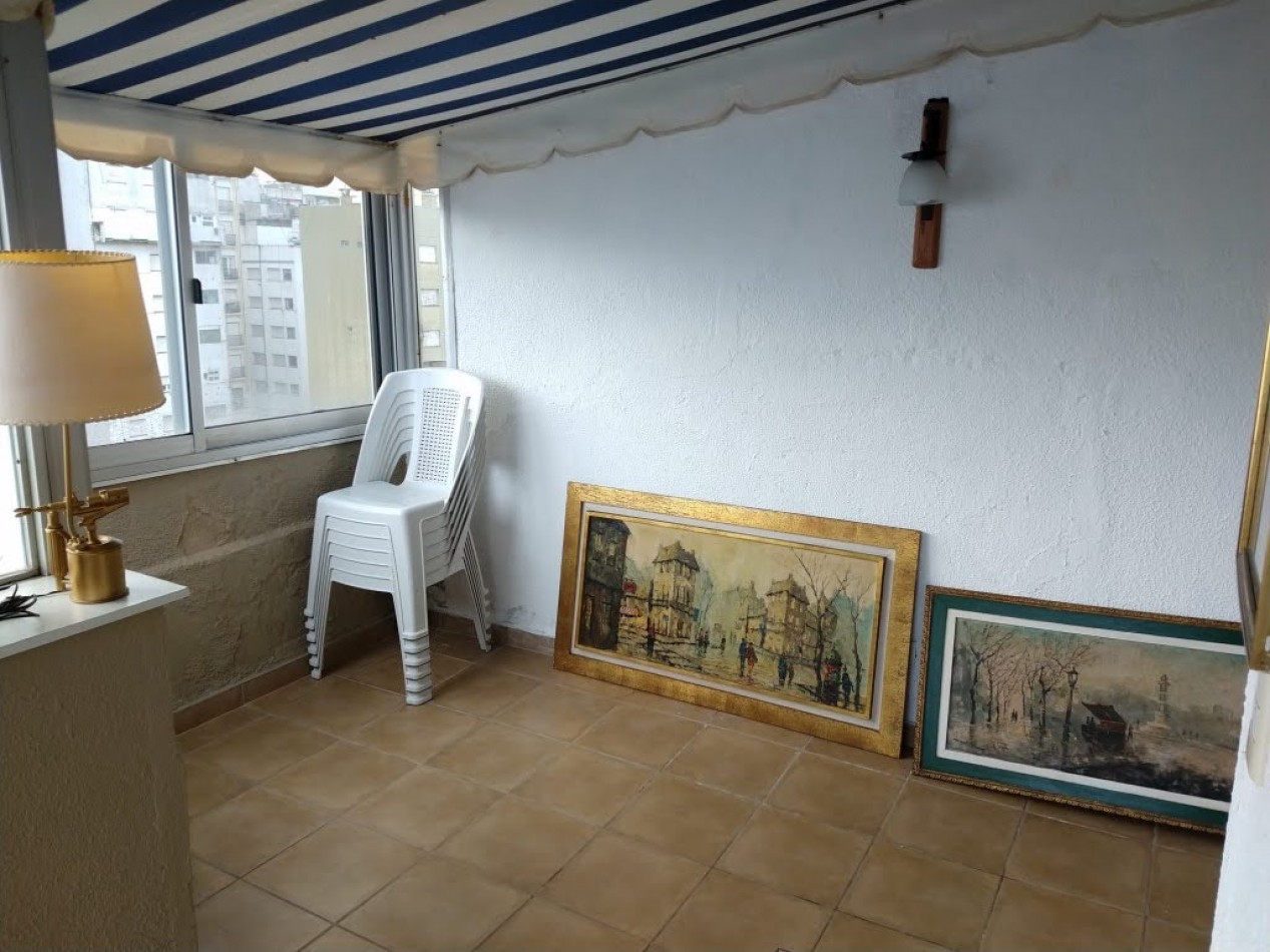 Venta - Penthouse de 4 ambientes con terraza y parrilla.