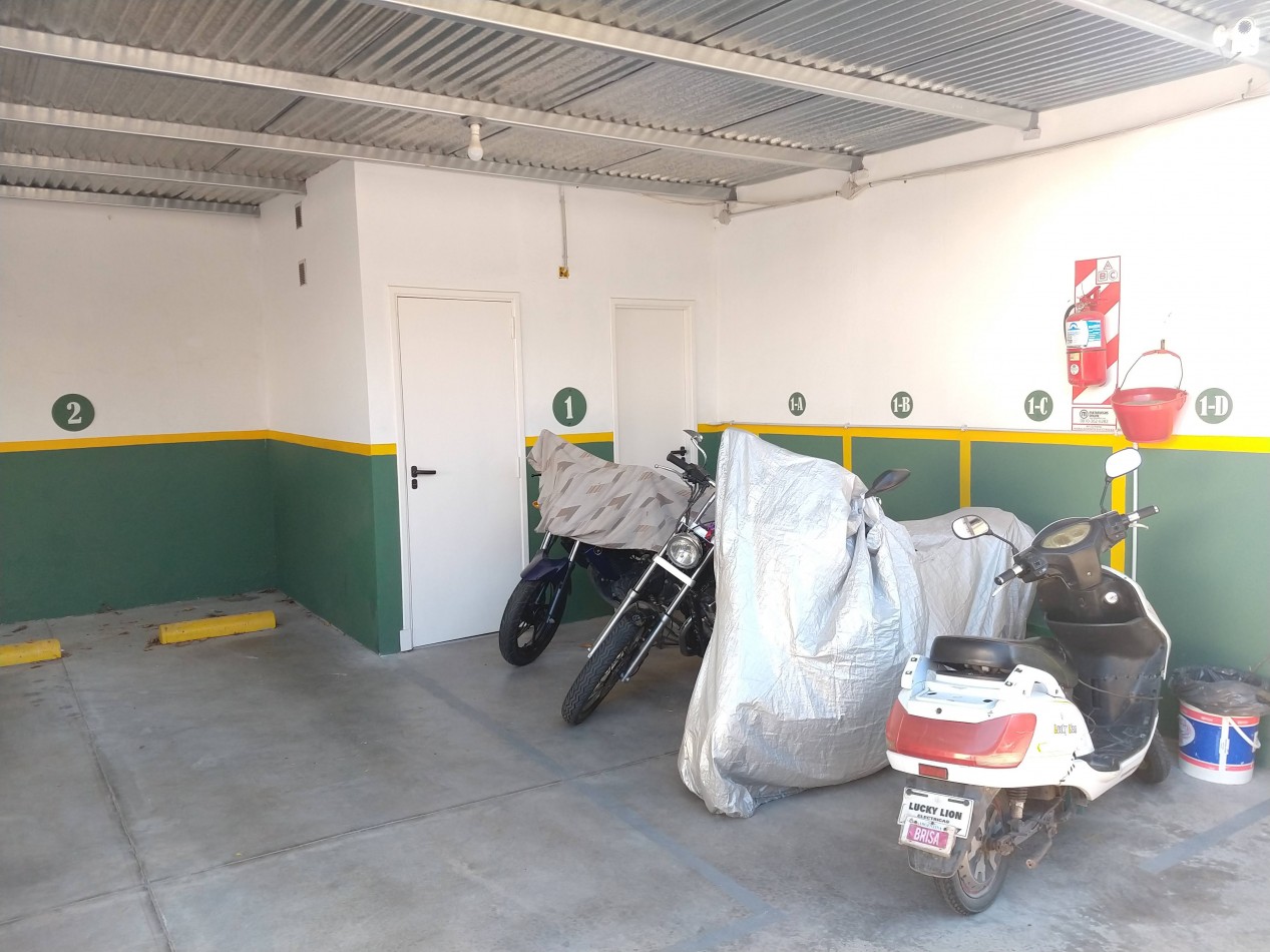 Venta - Cochera con amplia capacidad.