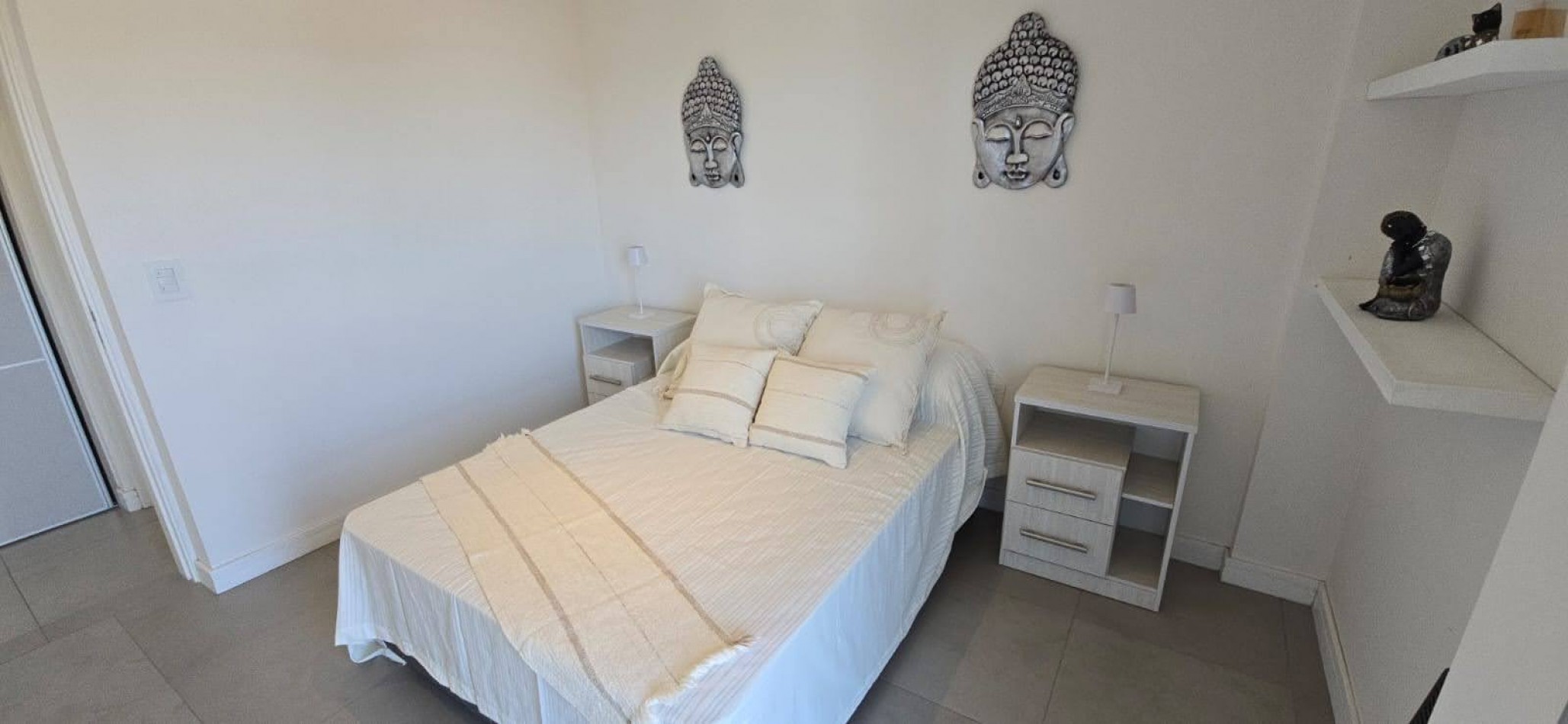 Venta - Departamento amoblado de 2 Ambientes con Cochera - Zona Mundialista