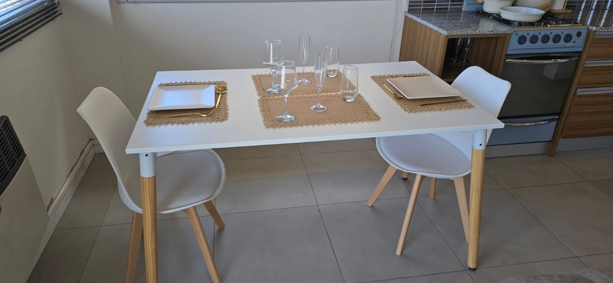 Venta - Departamento amoblado de 2 Ambientes con Cochera - Zona Mundialista