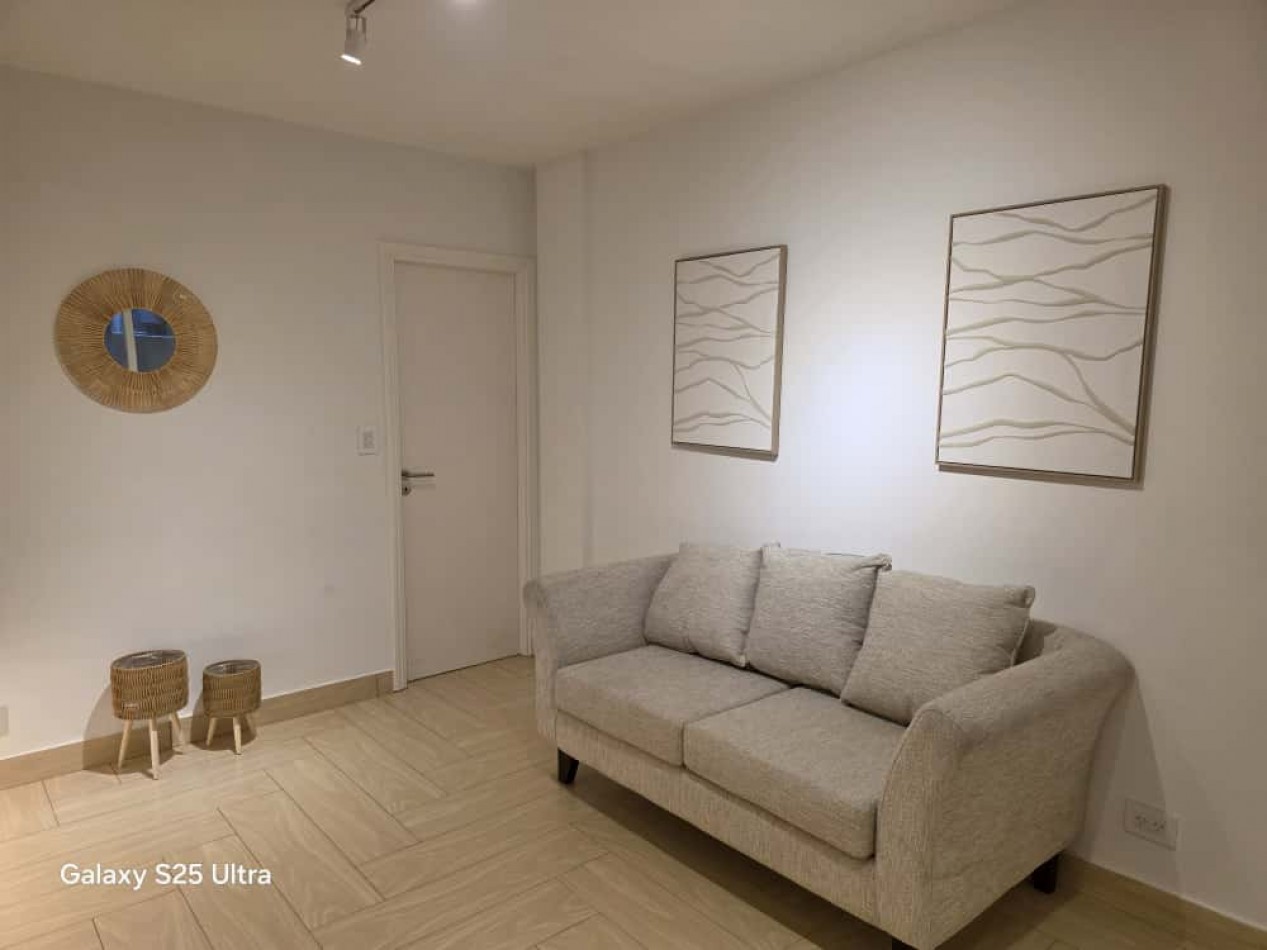 Venta - Departamento 2 ambientes amoblado con dependencia y vista al mar.