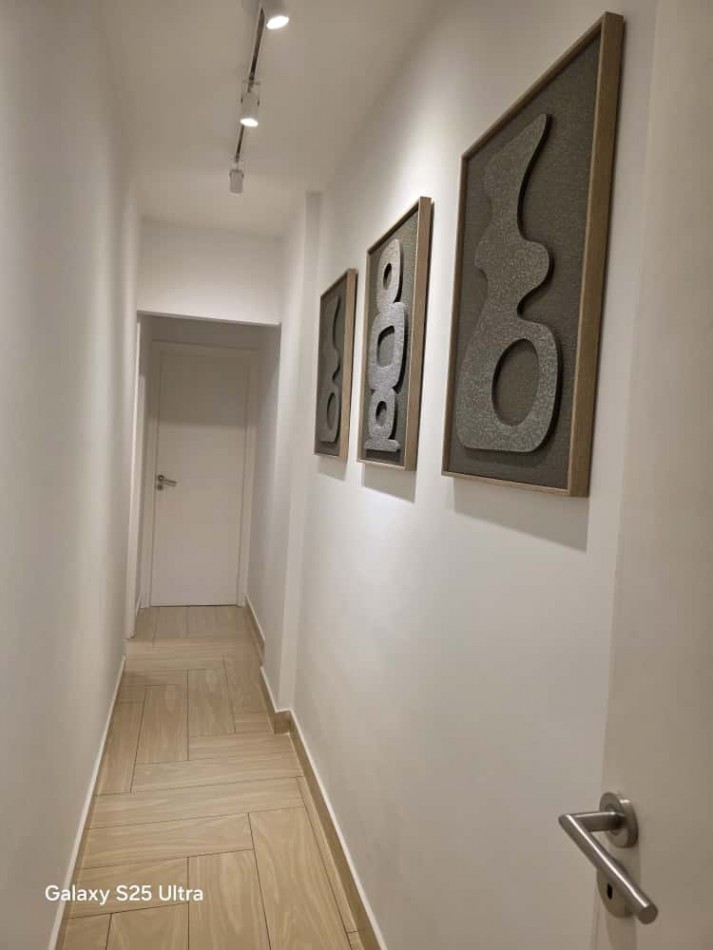 Venta - Departamento 2 ambientes amoblado con dependencia y vista al mar.