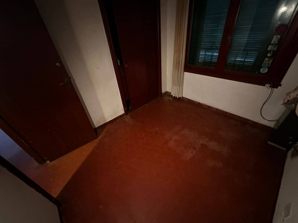 Venta - Chalet ideal uso profesional o comercial.