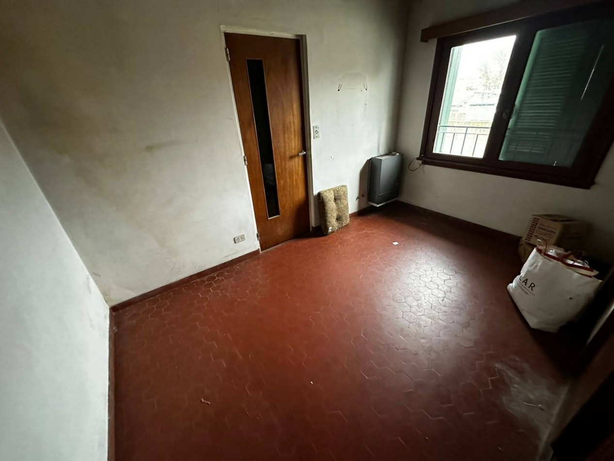 Venta - Chalet ideal uso profesional o comercial.