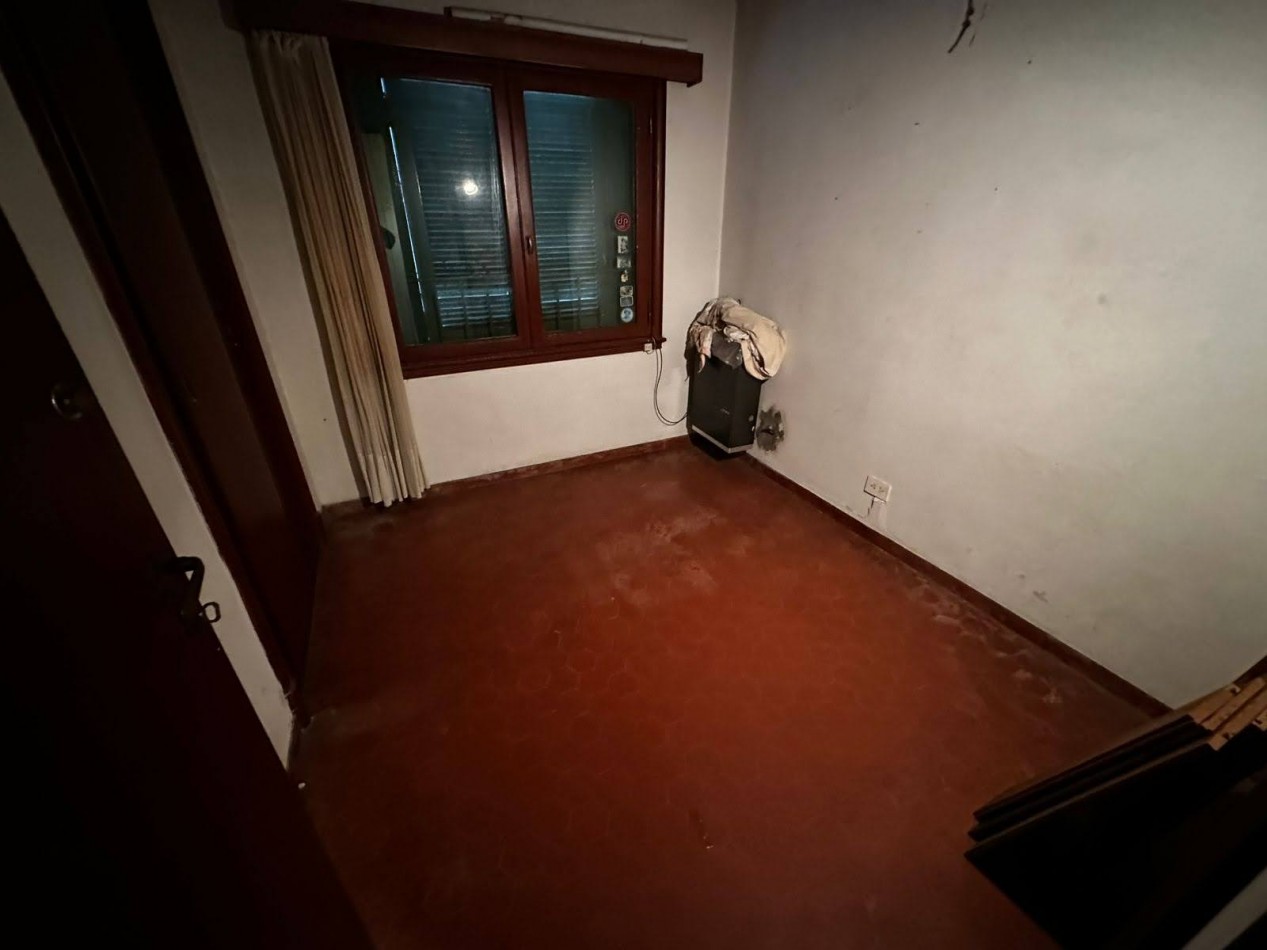 Venta - Chalet ideal uso profesional o comercial.