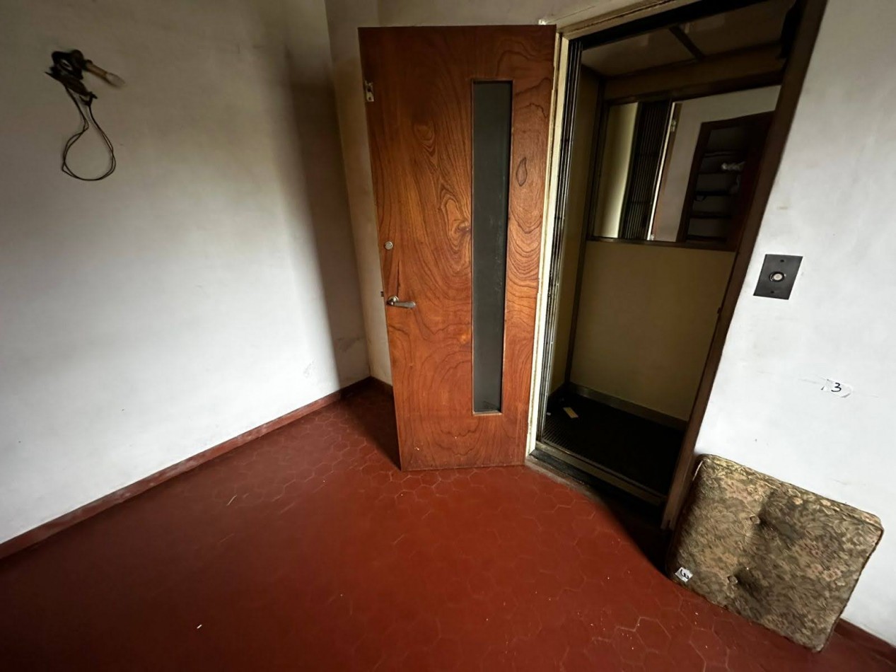Venta - Chalet ideal uso profesional o comercial.