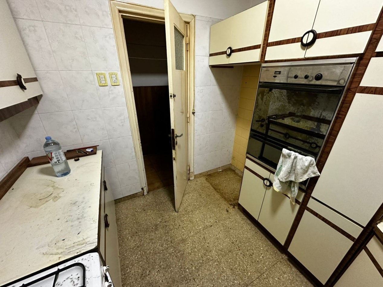 Venta - Chalet ideal uso profesional o comercial.