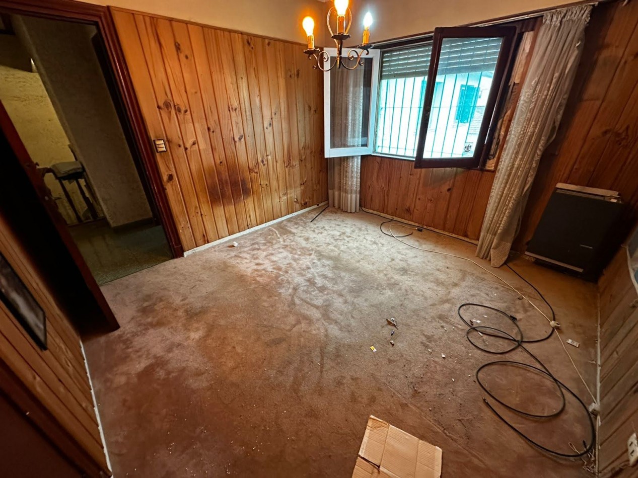 Venta - Chalet ideal uso profesional o comercial.
