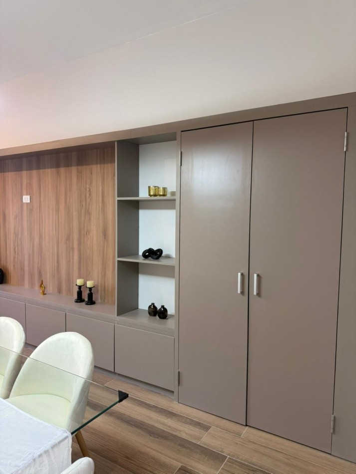 Venta - Departamento de 3 amb. amoblado a una cuadra del mar.