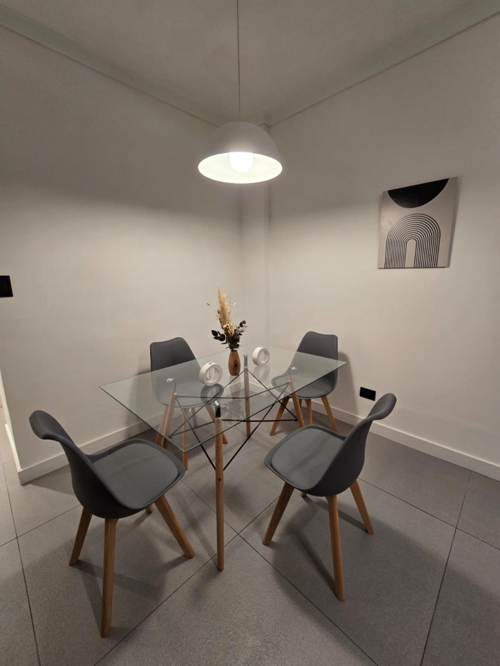 Venta - Departamento 2 Ambientes con Dependencia y Balcon.