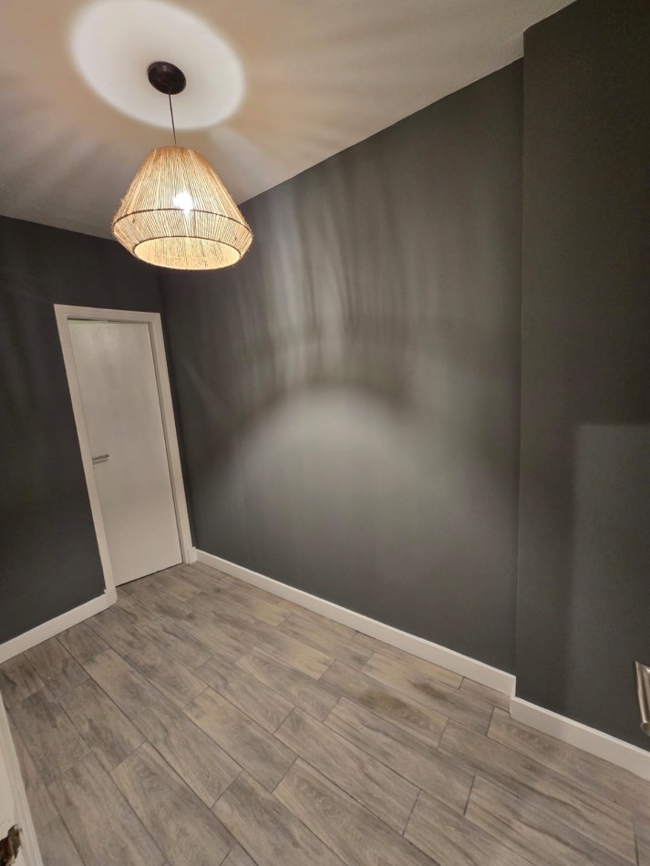 Venta - Departamento 2 Ambientes con Dependencia y Balcon.