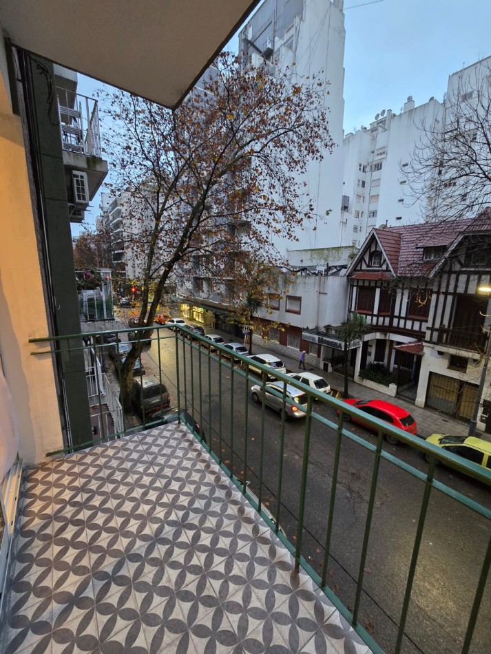 Venta - Departamento 2 Ambientes con Dependencia y Balcon.