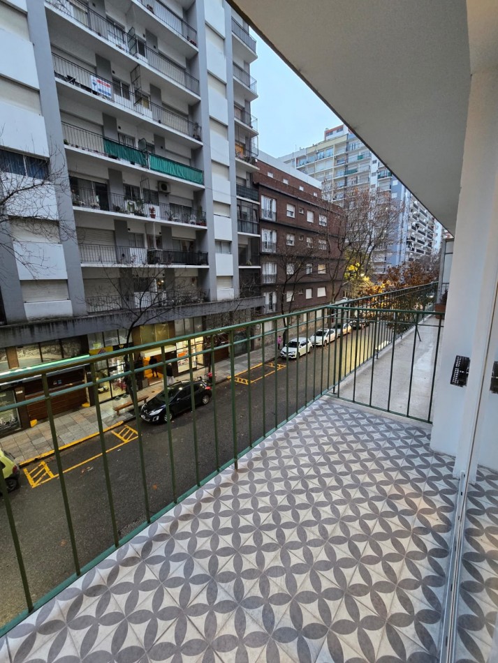 Venta - Departamento 2 Ambientes con Dependencia y Balcon.