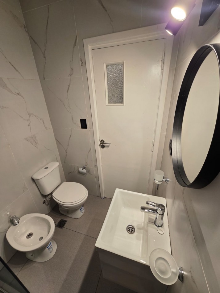 Venta - Departamento 2 Ambientes con Dependencia y Balcon.