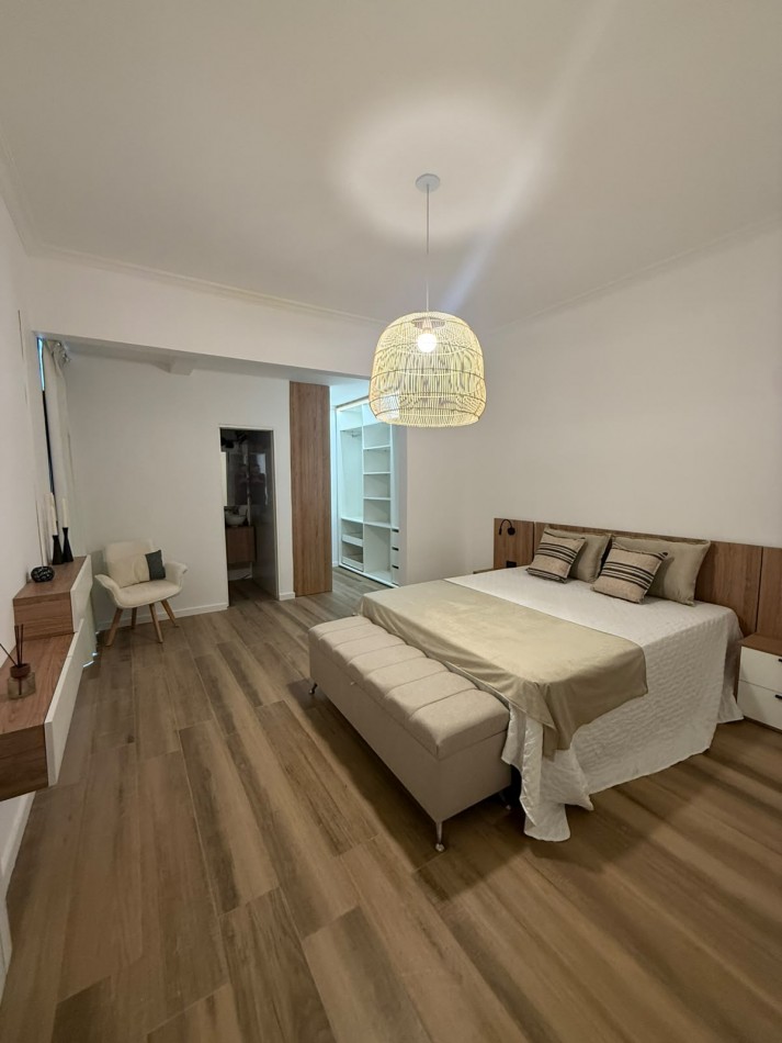 Venta - Chalet en PH amoblado 2 plantas con garage.