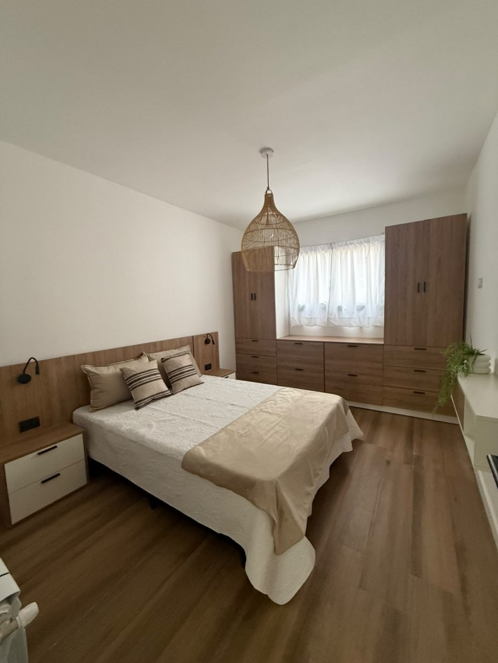 Venta - Chalet en PH amoblado 2 plantas con garage.