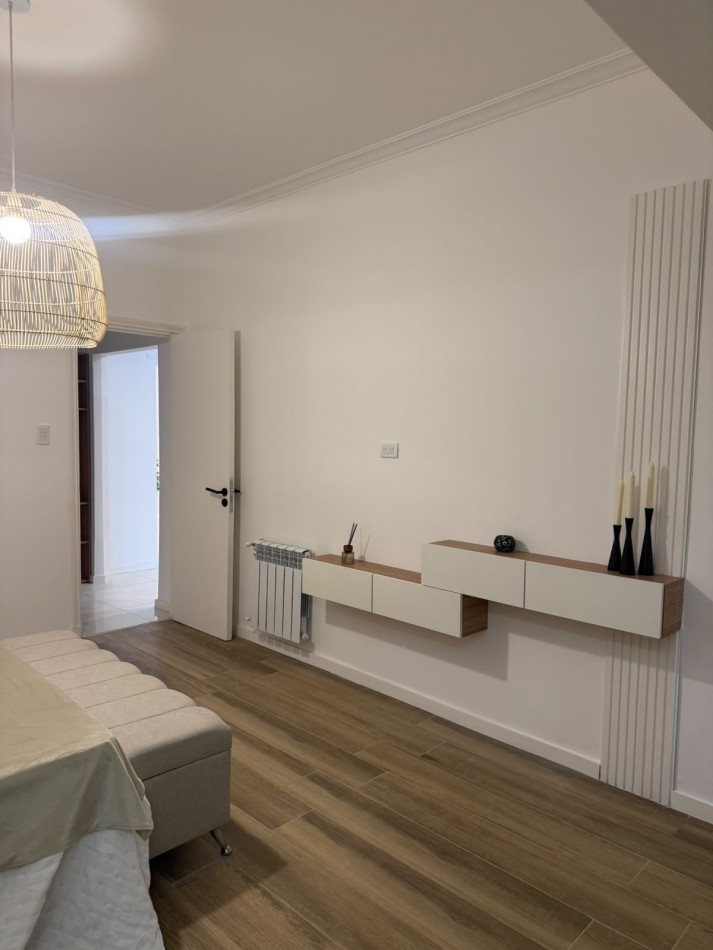 Venta - Chalet en PH amoblado 2 plantas con garage.