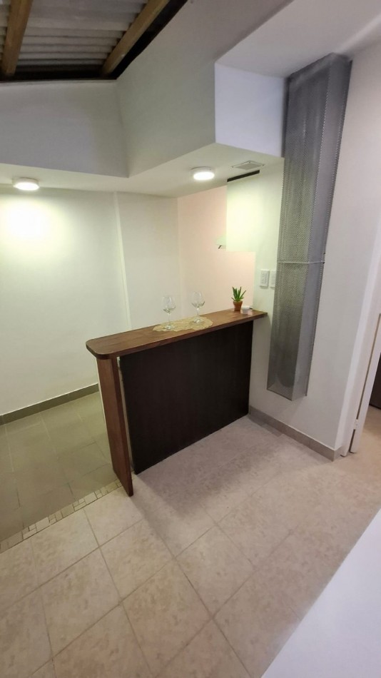 Venta - Departamento de 1 ambiente y medio con patio propio.