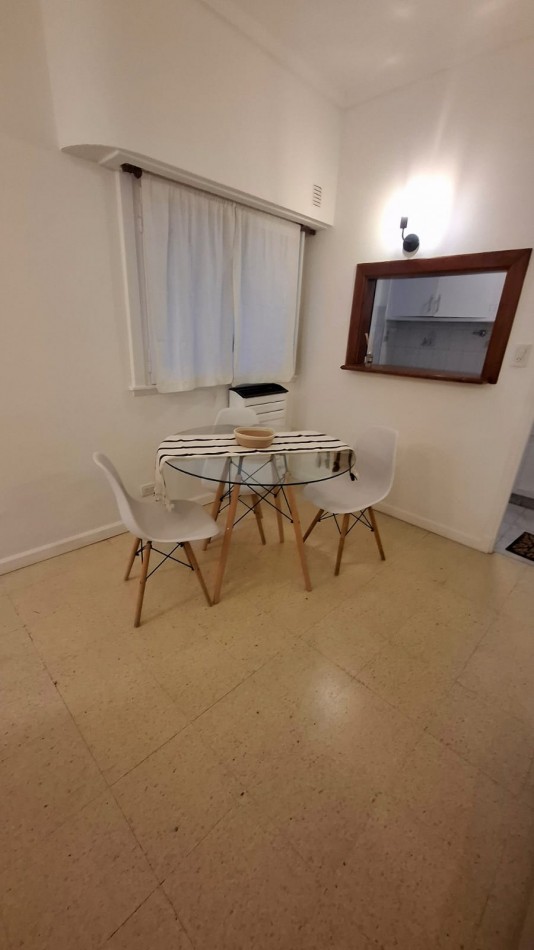Venta - Departamento amoblado de 2 ambientes interno.