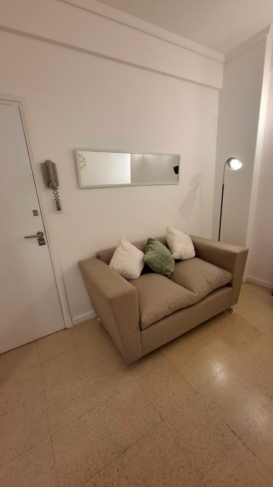 Venta - Departamento amoblado de 2 ambientes interno.