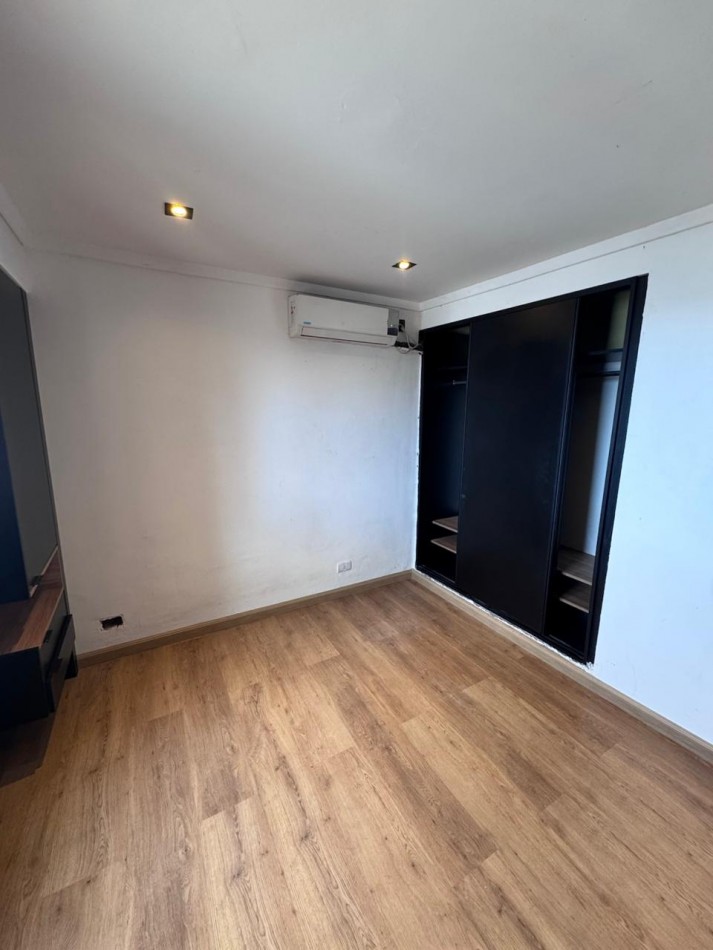 En alquiler 24 meses - Departamento de 2 ambientes con vista al mar. Zona Playa Chica