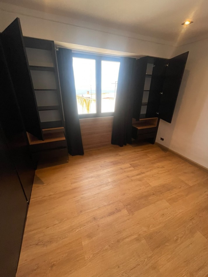 En alquiler 24 meses - Departamento de 2 ambientes con vista al mar. Zona Playa Chica